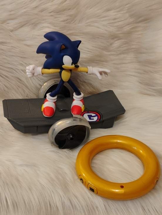 Jakks Pacific Other - (D-5) Sonic The Hedgehog Discontinued Remote Control Toy Works Perfect